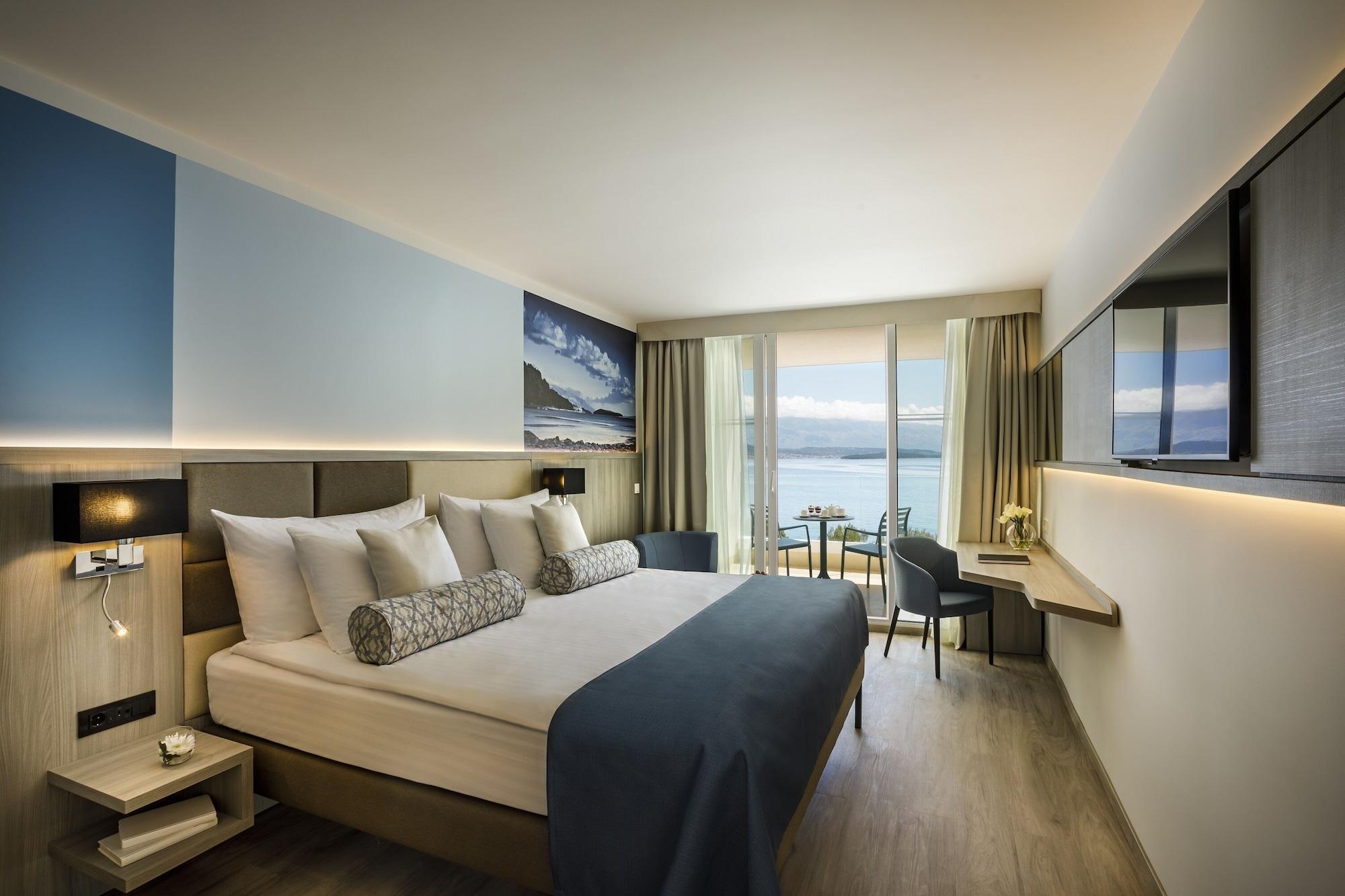 Valamar Carolina Hotel & Villas Kampor Exterior photo