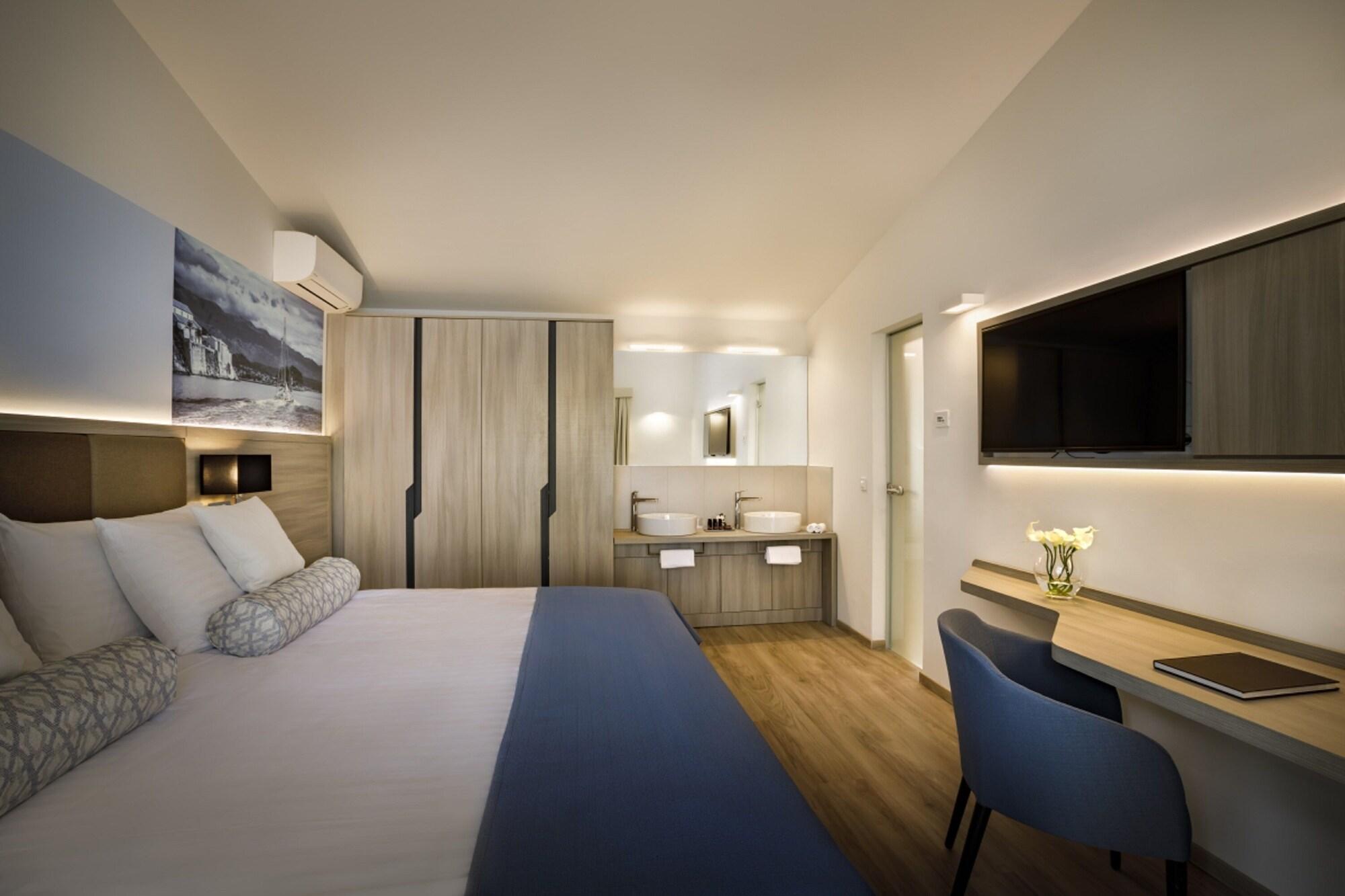Valamar Carolina Hotel & Villas Kampor Exterior photo