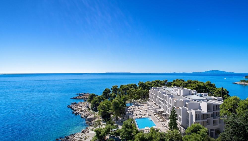 Valamar Carolina Hotel & Villas Kampor Exterior photo