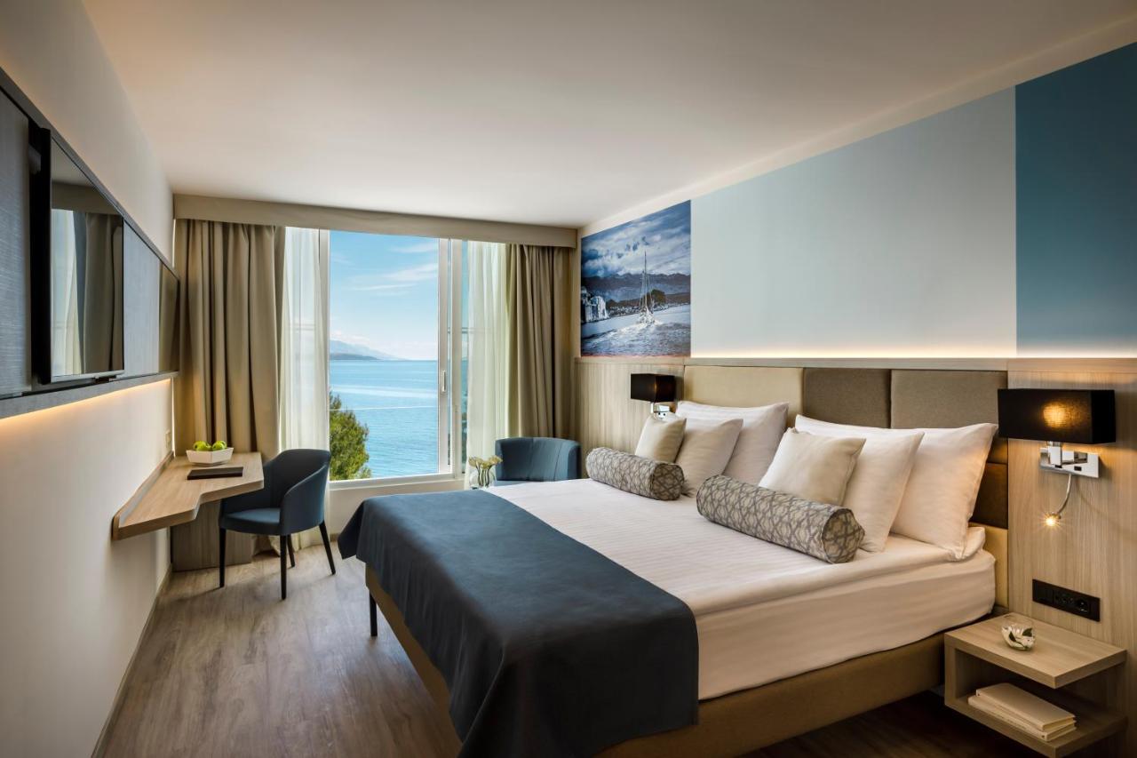 Valamar Carolina Hotel & Villas Kampor Exterior photo